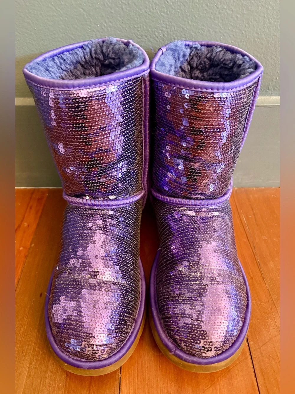 UGG Boots Size 7 Purple Sequins Sparkly Uggs